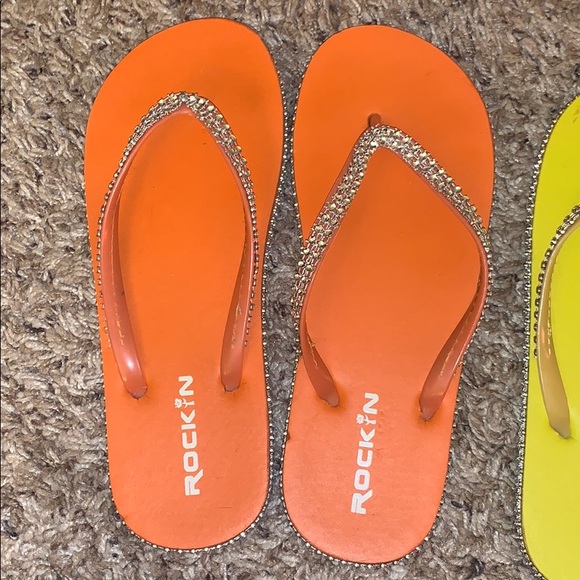 Rhinestone Flip Flops (3 colors) - Picture 3 of 3